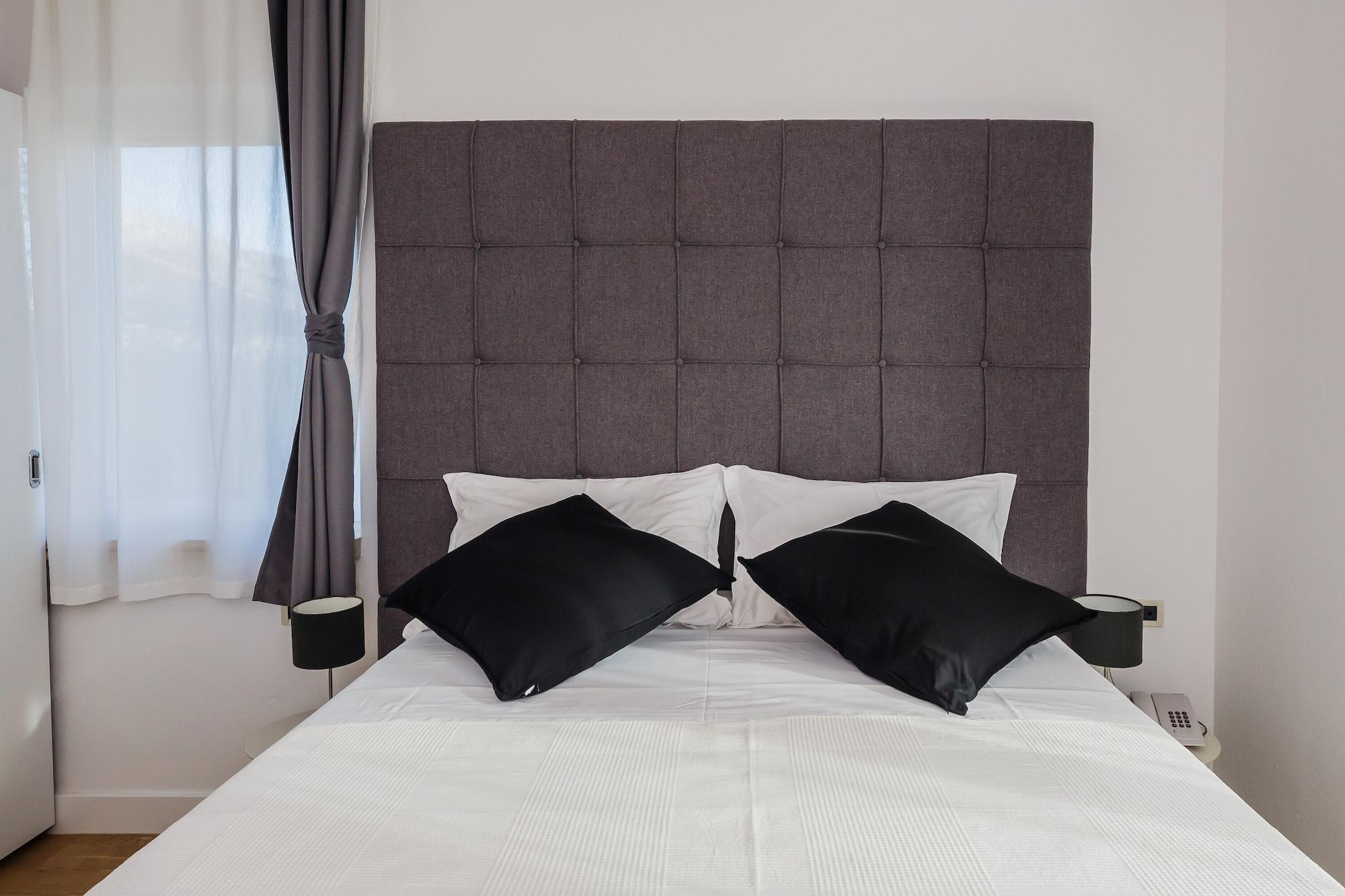 Hotel Villa Zarko Kastel Stari Luaran gambar