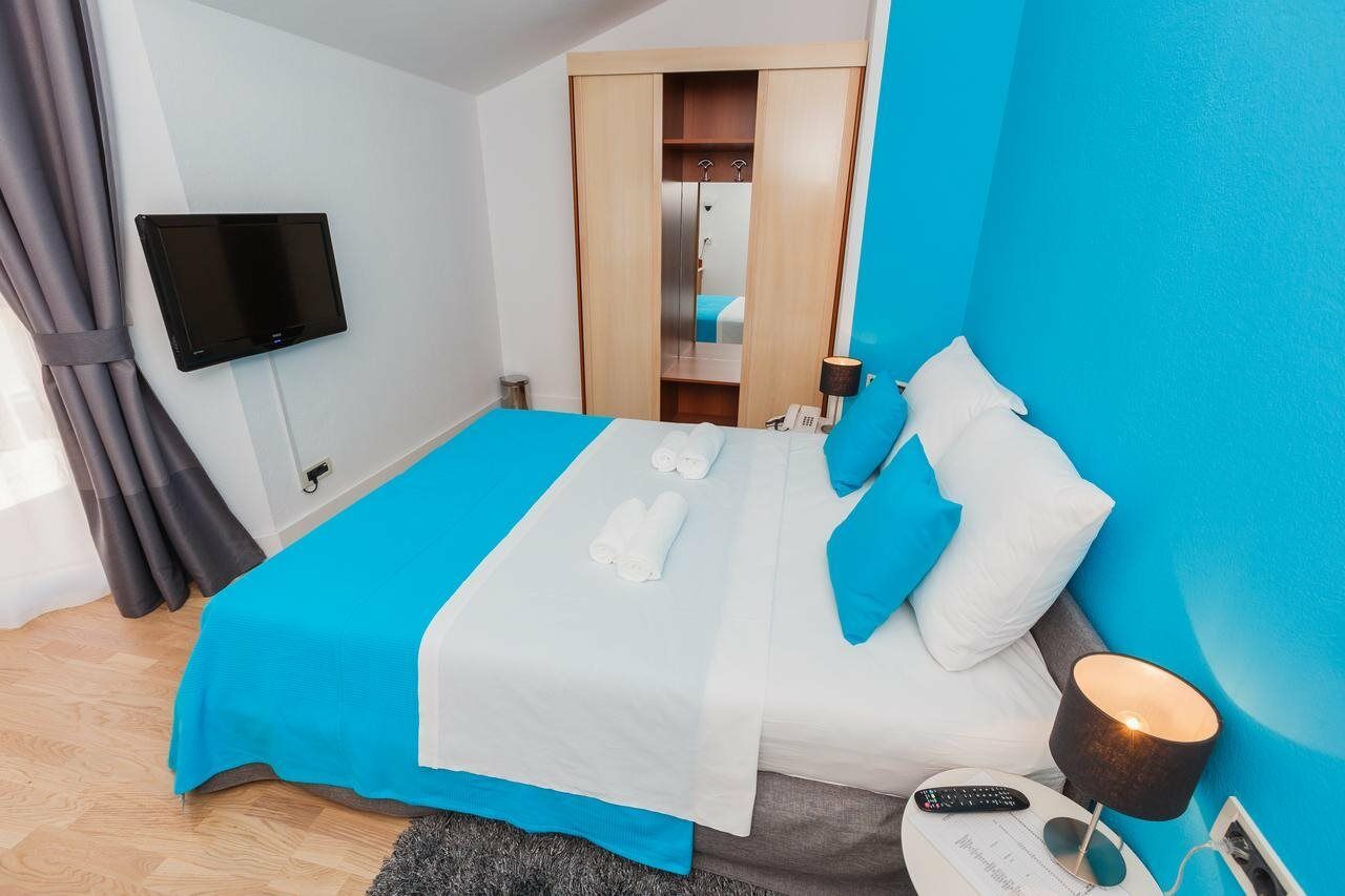 Hotel Villa Zarko Kastel Stari Luaran gambar